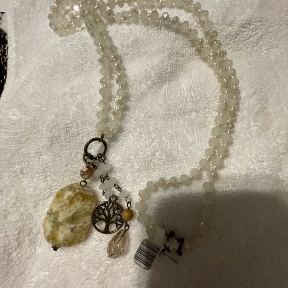 Super cute necklace